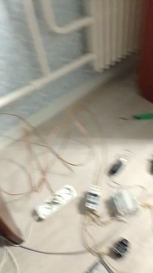 Управляем переключением лампочек с помощью программируемого реле EKF