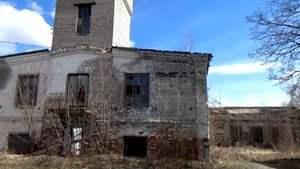 Разрушенная мебельная фабрика во Мстере
