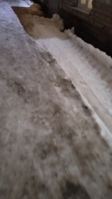 №224. Двор Г. Звезда 73 - Красноармейская 52. 12 марта 2025 г., 20:52:23. VID_20250312_205005923