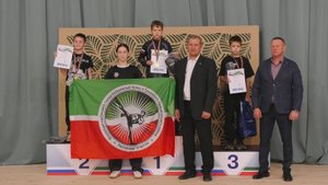 Яркий спортивный праздник состоялся в физкультурно-оздоровительном центре "Бумажник"