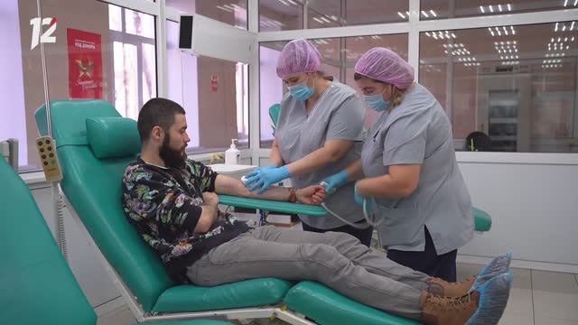 Больше 300 омичей вошли в регистр доноров костного мозга с помощью Почты России. смотреть онлайн