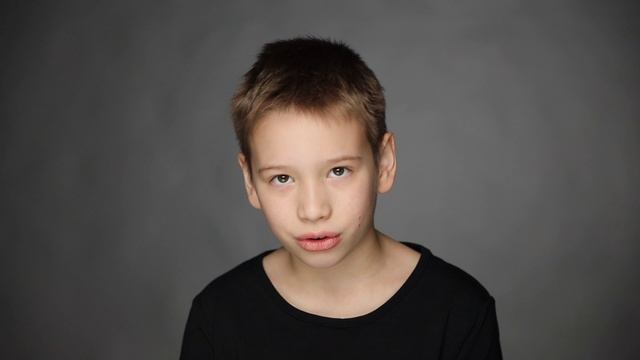 Актерская визитка  Иван Бутряшкин  Агентство молодых актеров ЛАМА