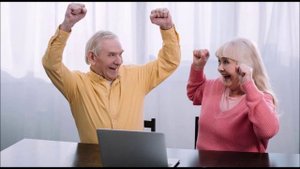 Пенсионерам предложили доплачивать за стаж по 10 тысяч рублей