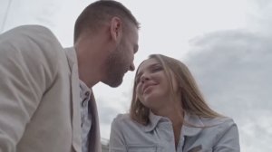 Касаясь губ твоих, родная - стихи - Виктор Михнев, музыка - Валерий Михайлов + SUNO