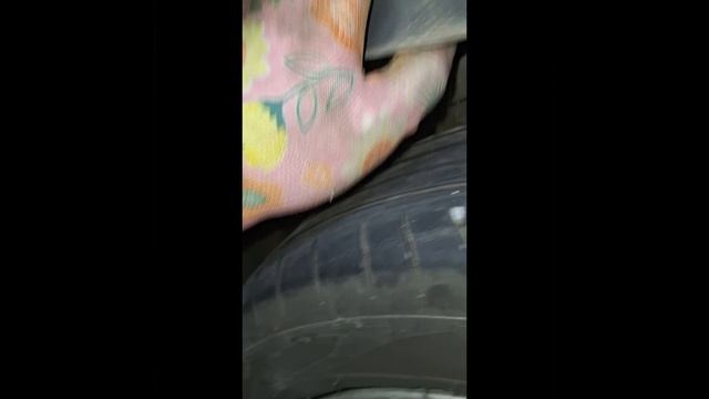 Как снять подкрылок на  Hyundai Solaris