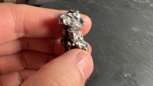 Кольцо с метеоритом