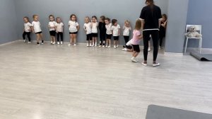 Разминка для детей . Дети 3-4 года. Упражнения для детей.