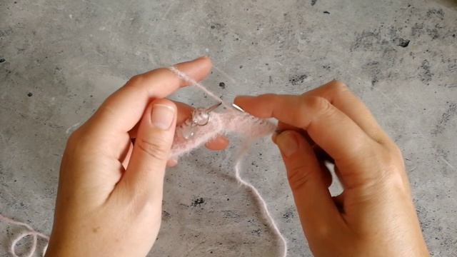 Как вывязать петлю для пуговиц