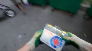 Как_я_зарабатываю_лазая_по_мусоркам_Питера_Dumpster_Diving_RUSSIA3