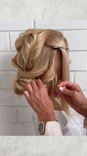 Как сделать низкий пучок смотреть онлайн