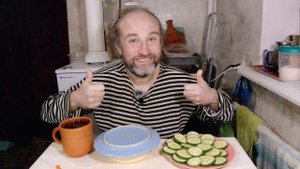 обед с Рыжулей. почему нет урока взрослой жизни! мукбанг. обжор. еда на камеру. диета. шизофрения.