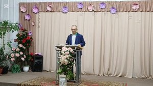 Призыв к молитве Луки 18:1-14.