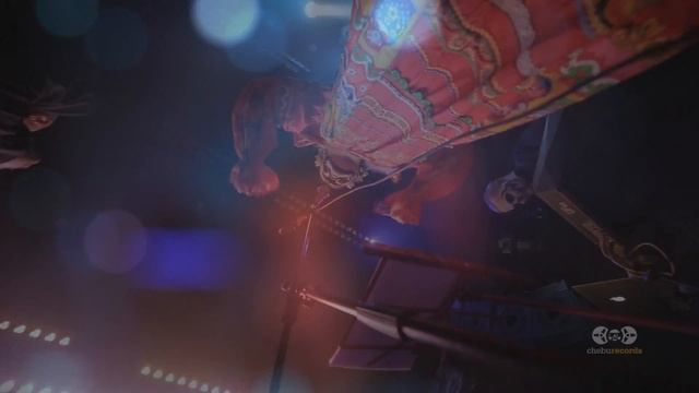 Вася Ложкин и Ансамбль Нечеловеческой Музыки - Никто никого (live from Gorka-Hall) смотреть онлайн