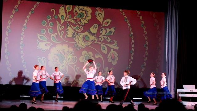 Танец "Фуражка" - учащиеся Детской школы искусств