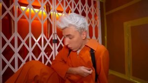 Побег из Самой ОХРАНЯЕМОЙ КАРТОННОЙ ТЮРЬМЫ! (Влад А4)