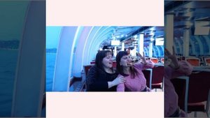 Отдыхаем после очередного съёмочного дня на Мосфильме.Встреча с подругами-2025 год.