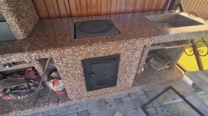 Модульный комплекс барбекю. Восстанавливаю покрытие после первого сезона.