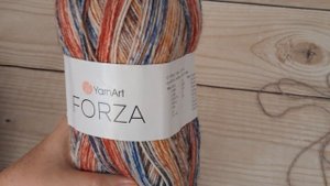 Пряжа компаньон для носочков.