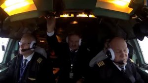 Работа экипажа Ту-154 EW-85748 .