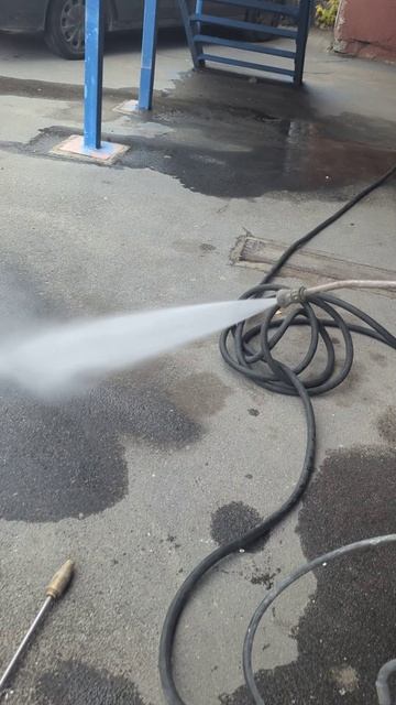 Работа мойки 200 БАР ВЫСОКОГО ДАВЛЕНИЯ GIDRA 11200 помощник36 мойкавысокогодавления