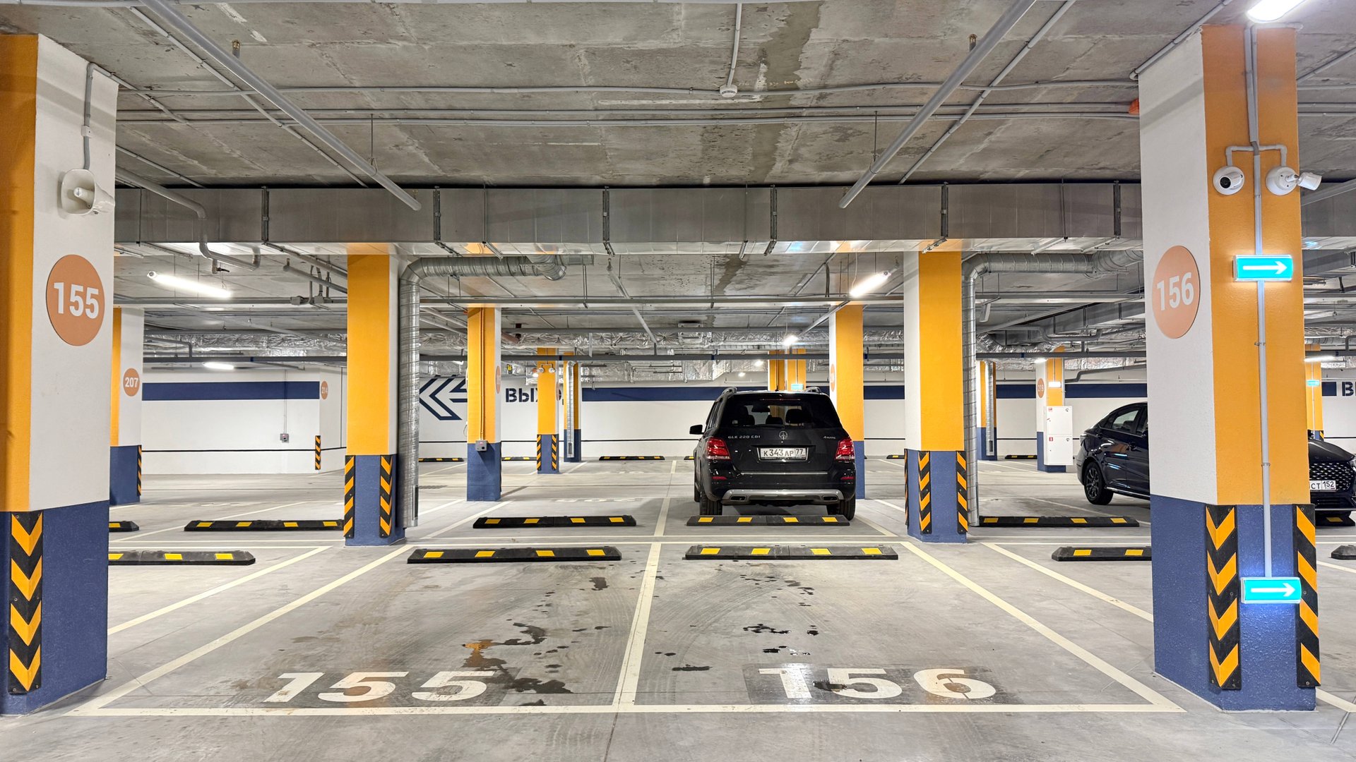 Паркинг ЖК Дельвиг