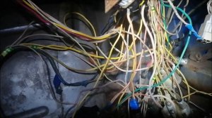 Купил флажковый блок предохранителей на 4 предохранителя на снегоболотоход из кузова мотоколяски