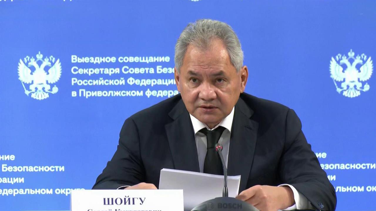 С. Шойгу: О попытках зарубежных спецслужб внедряться на важные объекты РФ для совершения диверсий.