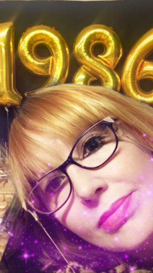 С днём рождения доченька!