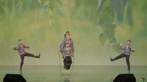 «Танец с поясами», Студия "Спутник". "Dance with Belts", Studio "Sputnik".