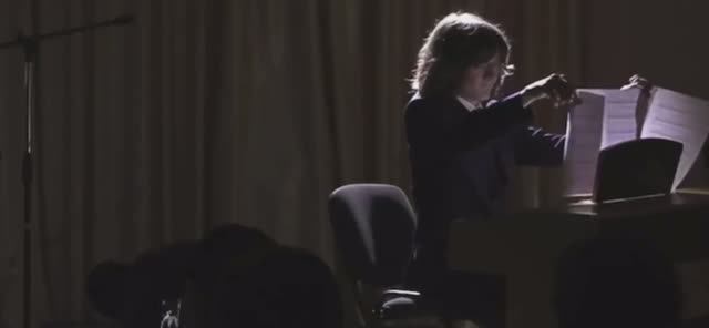 Когда еще не начал играть, а уже устроил шоу смотреть онлайн