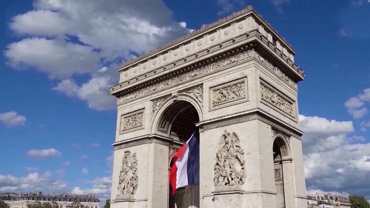 В СВР сообщили о готовности Франции ввести 2 000 военных на Украину