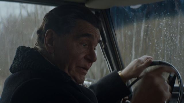 «Работать придется против трех разведок: ЦРУ, Штази и КГБ» смотреть онлайн