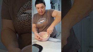 28.10 ХАЧАПУРИ НА СКОВОРОДЕ 
ВКУСНЫЙ 😋 😋 😋