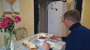 27. 10. 2025г. 2 часть. Обрезала древовидную гортензию