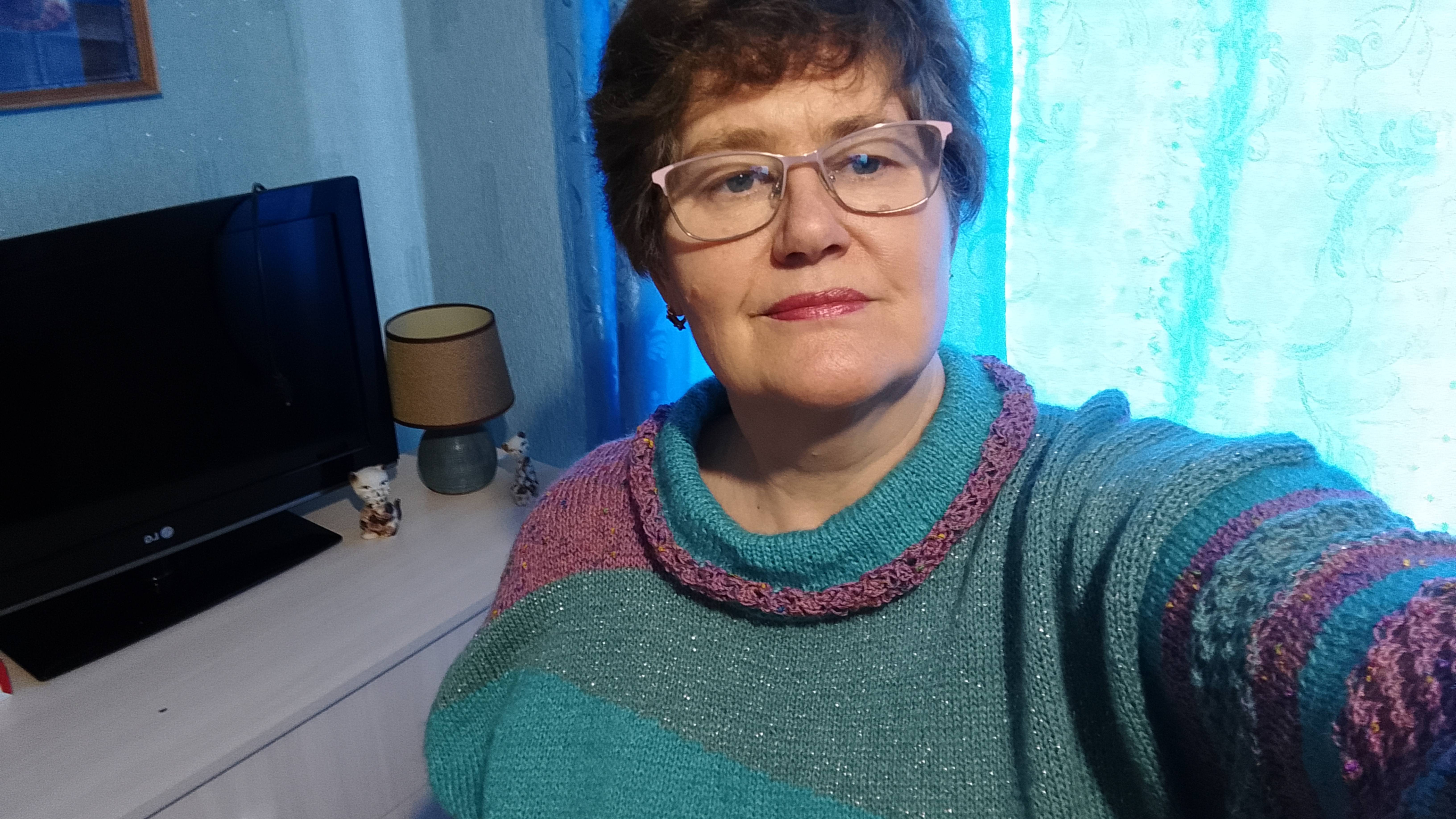 Влог. Давайте поедим вкусно и полезно, мои новости. Показываю свою Интарсию. смотреть онлайн