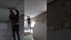 как одному крепить осб 9мм на потолок, подписываемся чтоб не пропустить интересное.