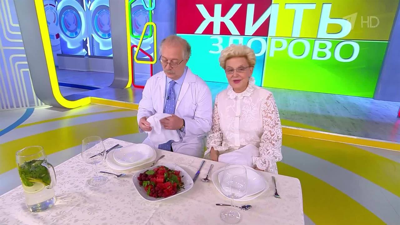 Елена Малышева объяснила, почему не стоит заказывать устрицы в ресторане