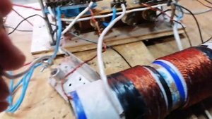 Работа двух тиристоров в импульсной установки.