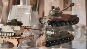 🏛 В Уссурийском музее открылась выставка военной техники в миниатюре