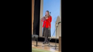 Альбина АБСАЛЯМОВА на «Кул Гали – Фесте» читает отрывок из легендарного «Сказания о Юсуфе»