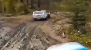 начинает быть нормой у всу подставлять свою харю под fpv дрон