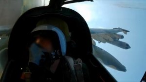 Это вам за пацанов!