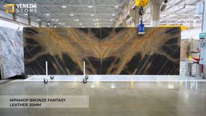 Натуральный камень со всего мира в галереях Venezia Stone