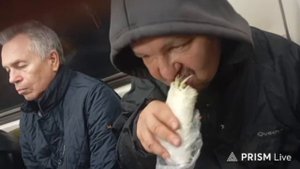 Перекус в метро шашик леха