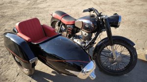 Изготовление и перетяжка сиденья от коляски мотоцикла Pannonia.