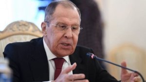 Реакция на ограбление Лувра | Заявление Лаврова | Два варианта завершения СВО [26.10.25]