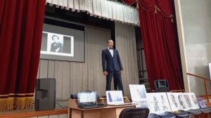 Артист дворца культуры п.Каменоломни Волков Юрий