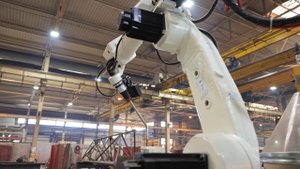 Сварочный комплекс из двух роботов и позиционеров