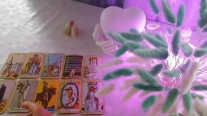 С чем Он к Вам идёт ❓| расклад таро на отношения