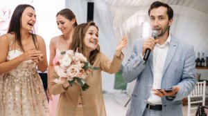 Импровизация ведущего в общении с гостями на свадьбе. Фрагменты Life wedding.